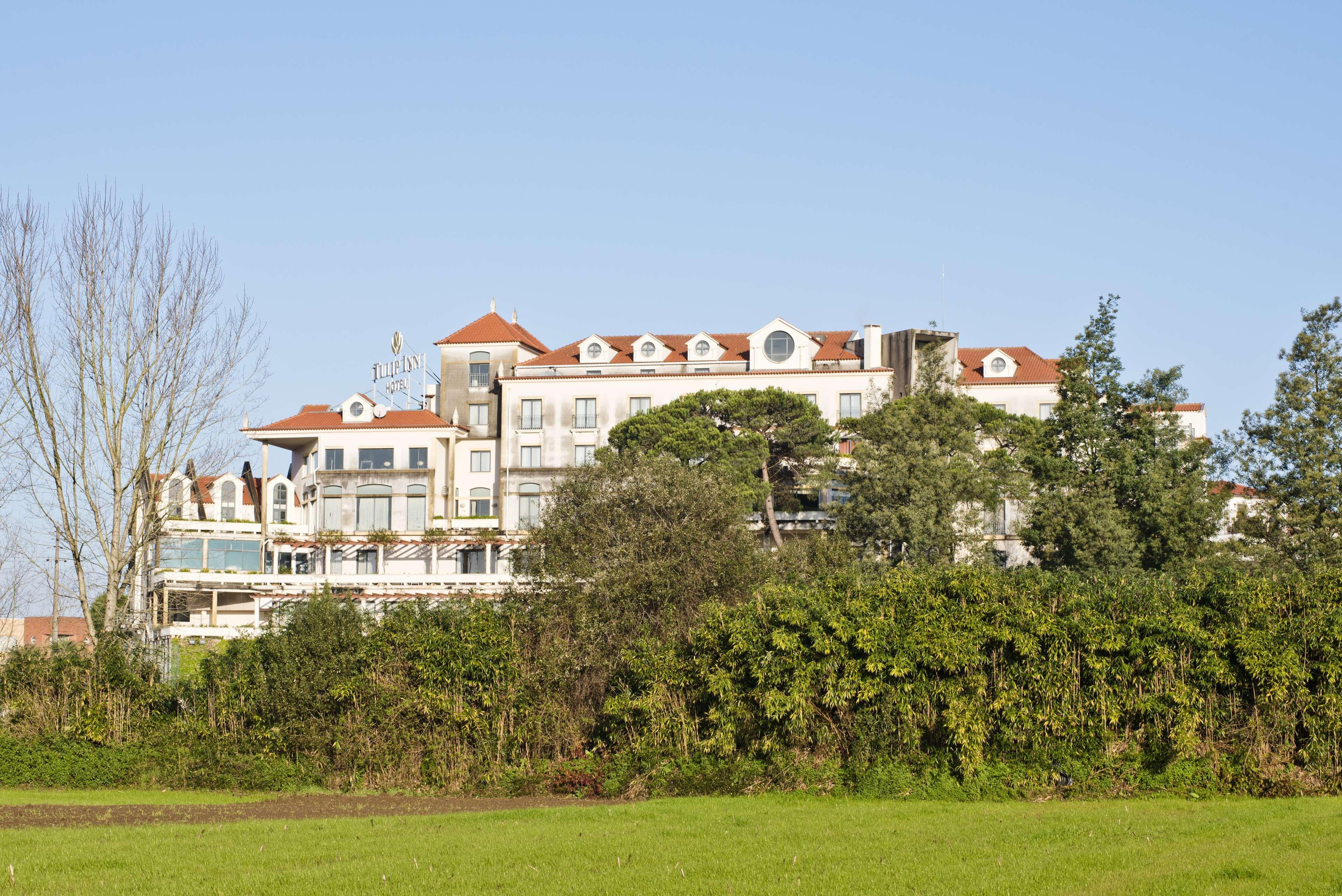 Lam Hotel Ештаррежа Екстер'єр фото