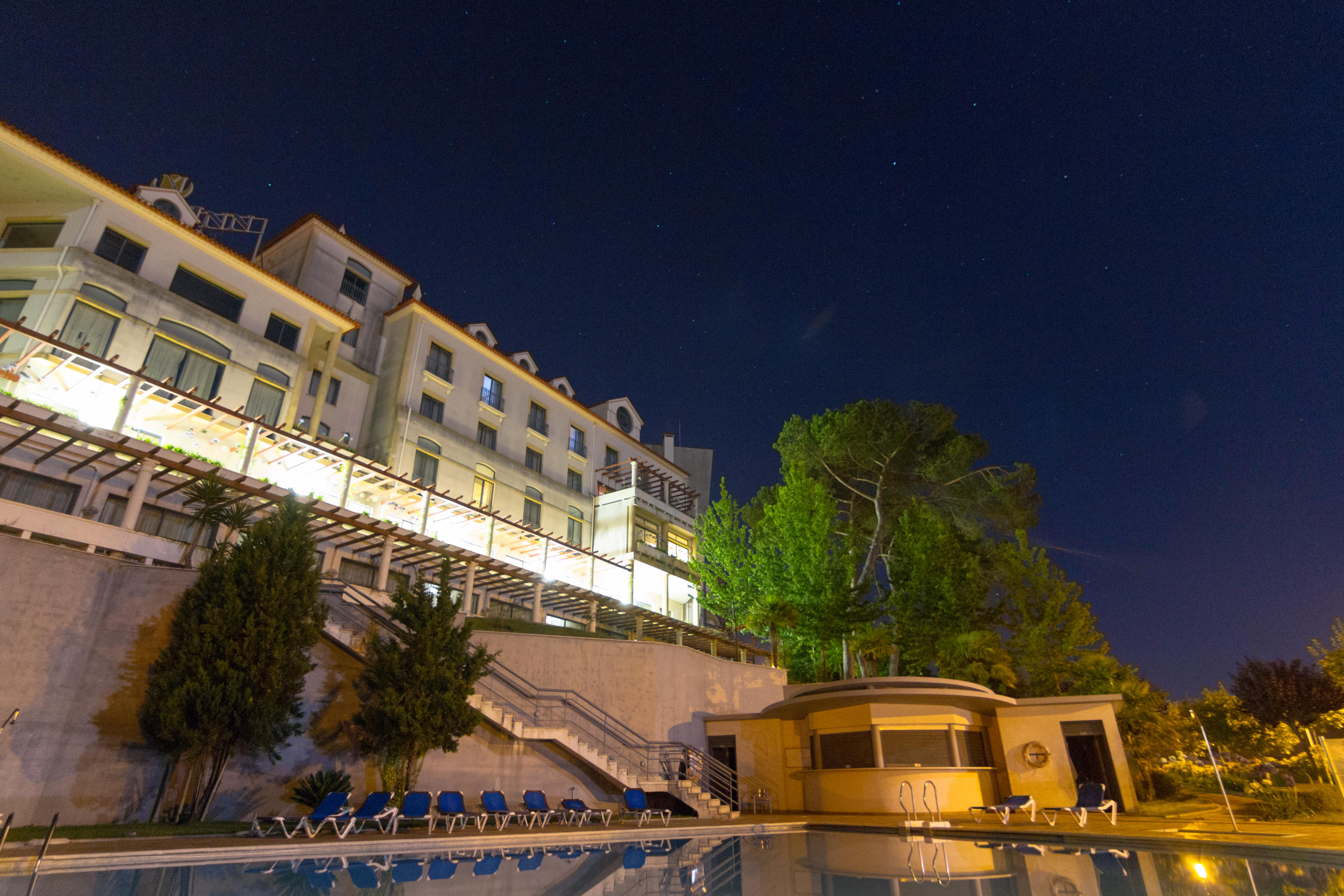 Lam Hotel Ештаррежа Екстер'єр фото