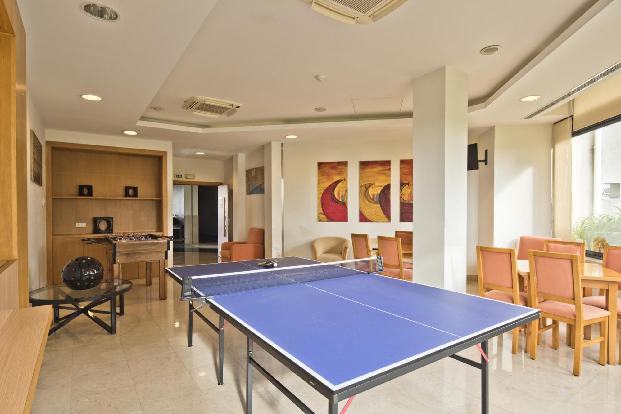 Lam Hotel Ештаррежа Екстер'єр фото